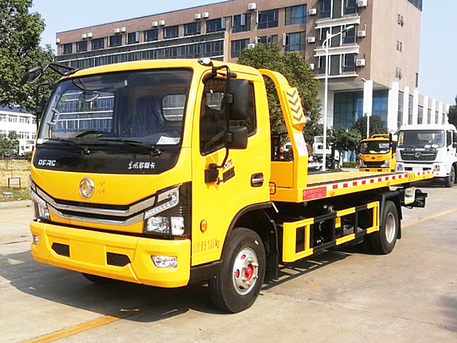 东风多利卡黄牌清障车