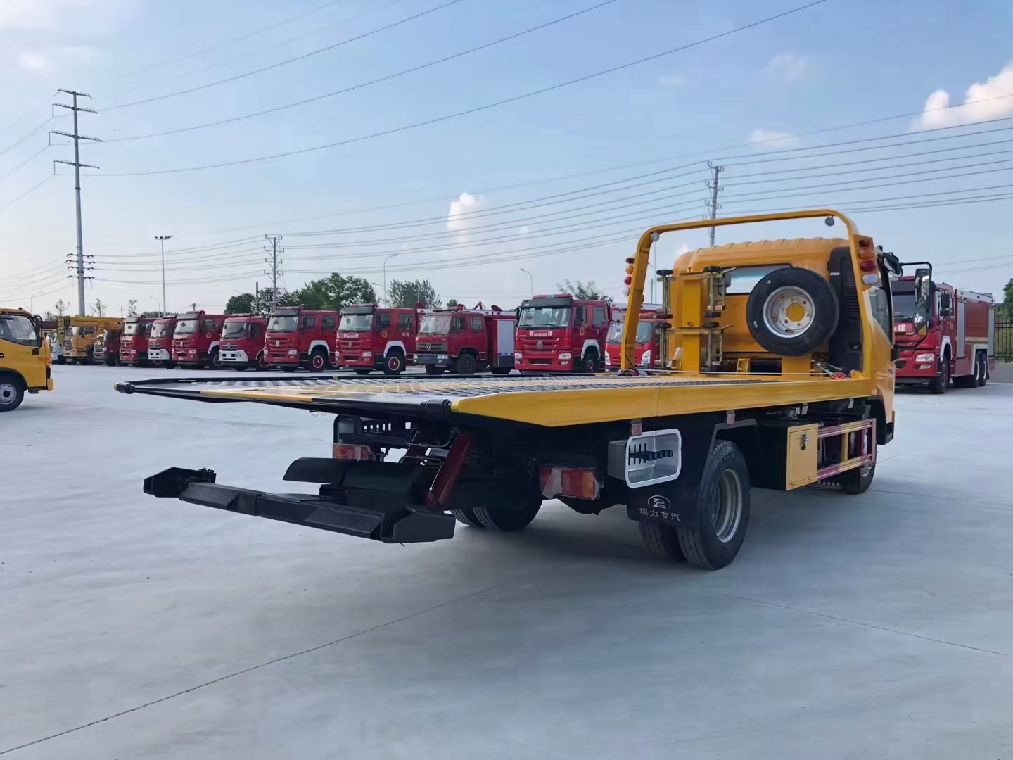 重汽豪沃蓝牌清障车